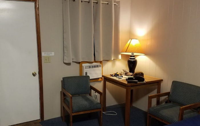 Lake Gogebic Motel (Wonderland Motel) - From Web Listing (newer photo)